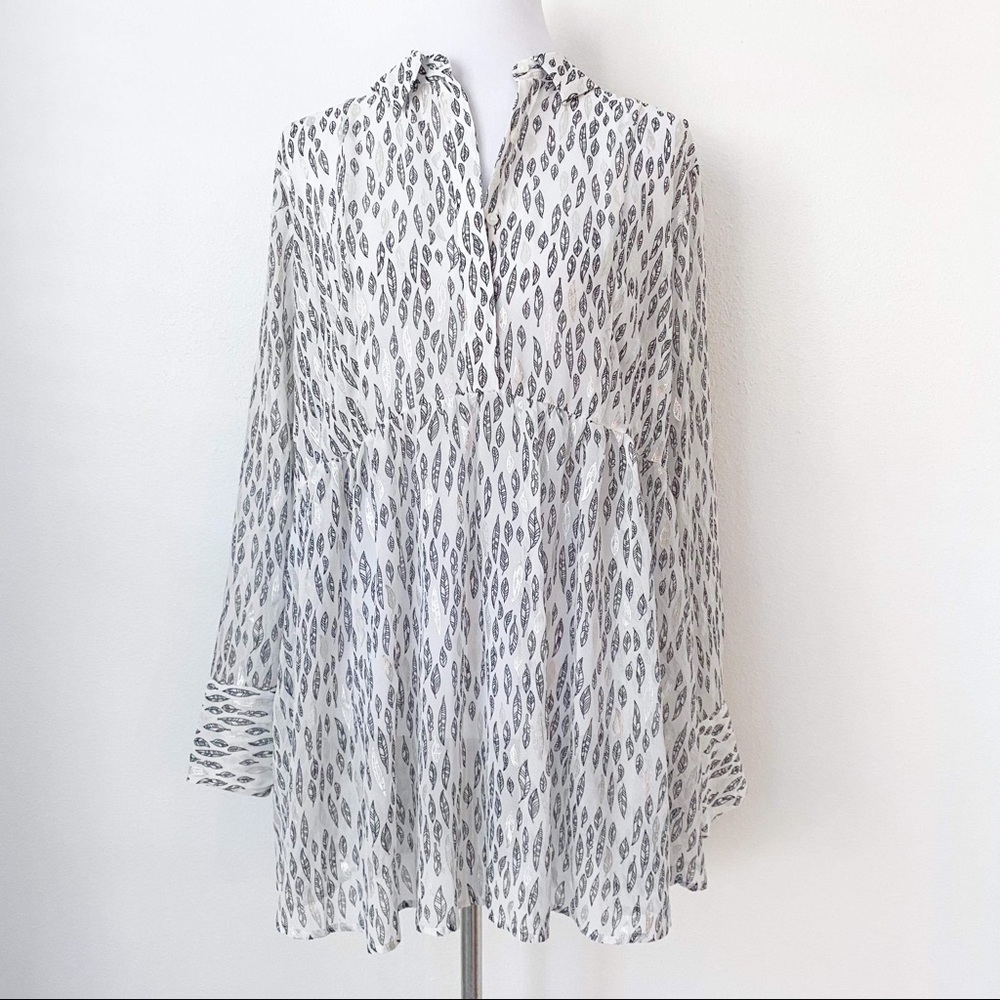 Lane Bryant sz 18/20 Sheer Feather Print Blouse